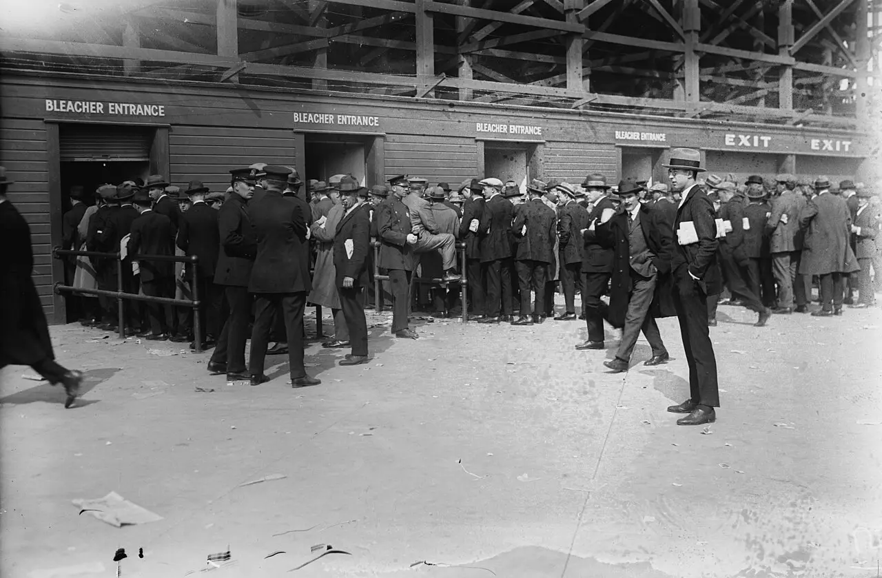 Crowds outside the bleacher entrance of Yankee Stadium at the 1923 World Series